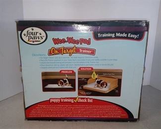 Four Paws Wee-Wee Pad On Target Trainer Dog and Puppy Training Tray