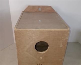 Prevue Pet Products Wood Inside Mount Nest Box for Cockatiel