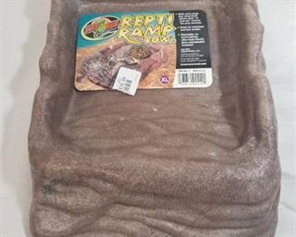 Zoo Med Laboratories X-Large Repti Ramp Bowl 