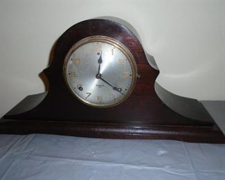 mantle clock