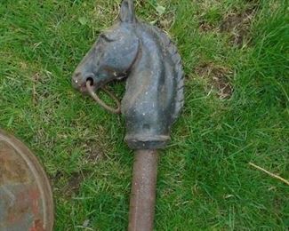 vintage cast iron horse hitch