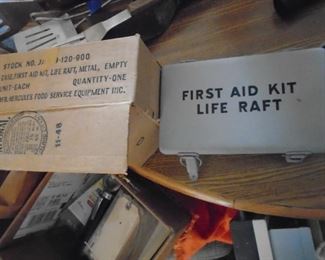 First aideeeee kit for life raft (empty)