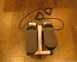 Adjustable Stepping Machine with Resistance Bands
