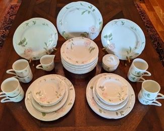 51-piece set "Sculpture Rose" china, by Sango.