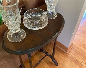 Mahogany Occasional Table. Party Lite Candle Hurricane Decor