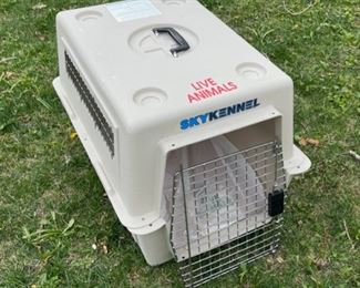 CLEARANCE  !  $6.00 NOW, WAS  $30.00 Sky Kennel