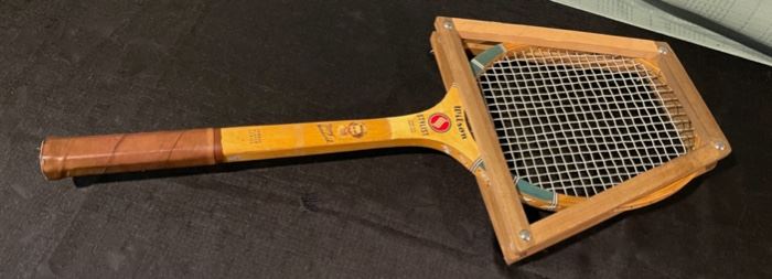 CLEARANCE!  $5.00 NOW, WAS  $20.00..............Vintage Wilson Mary Hardwick Wooden Tennis Racket (B963)