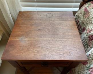 Top View: 18" x 17", 29 1/2" tall (B034)