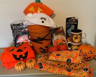 $12.00....................Halloween lot (B055)