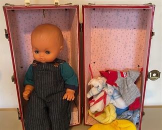 CLEARANCE  !  $15.00 NOW, WAS  $60.00.................Furga Doll with Case and Clothing  (B060)