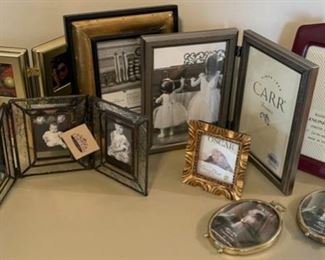 CLEARANCE !  $4.00 NOW, WAS  $10.00.................Frames (B160)