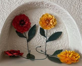 $12.00........................4 Flower Wall Hooks (B203)