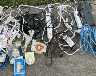 HALF OFF !  $6.00 NOW, WAS   $12.00............Extension Cords, Timers and more (B227)