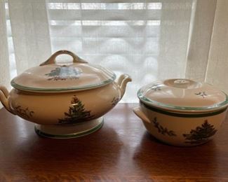 REDUCED!  $37.50 NOW, WAS   $50.00.................Spode Christmas Tree Covered Casseroles Servers 7" & 4 1/2" (B326)