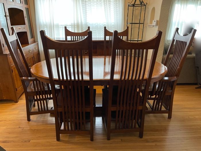 $4,000.00.......................Amish Made Table and 6 Chairs, 71" x 48" not incl. leaves, 3 leaves at 11 3/4" each, mint condition (B322)