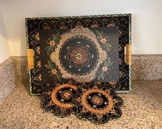 HALF OFF !  $6.00 NOW, WAS $12.00.....................Tray & Trivets  18" x 13" and 2 8" trivets (B314)