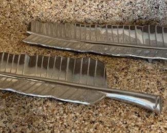 $80.00................. 2 Vintage Bruce Fox Cast Aluminum Banana Palm Leaf Platter Wilton Armetale RWP 16” long (B307)