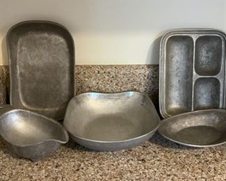 $25.00..................Pewter Bowls and more Wilton RWP (B300)