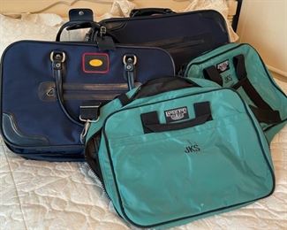 CLEARANCE  !  $4.00 NOW, WAS  $12.00...............Luggage (B467)