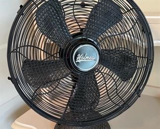 REDUCED!  $22.50 NOW, WAS  $30.00....................Holmes Wicker Looking Fan (B476)