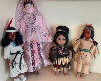 HALF OFF !  $10.00 NOW, WAS  $20.00......Dolls (B483)