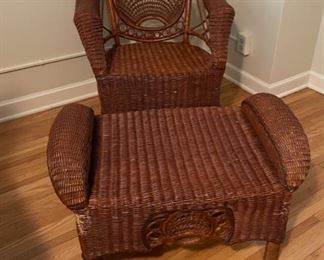 CLEARANCE !  $15.00 NOW, WAS   $100.00............Wicker Chair and Ottoman (B510)