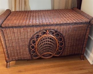 HALF OFF !  $50.00 NOW, WAS   $100.00.............Wicker Trunk (B511)