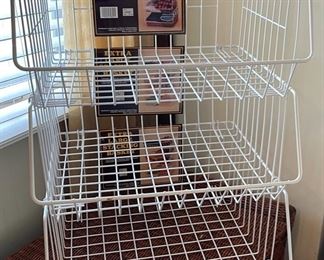 $12.00.....................3 Extra Large Stacking Baskets (B520)