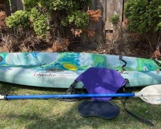 $250.00................Makai Islander Kayak 117” long,  Perception Paddle (B537)