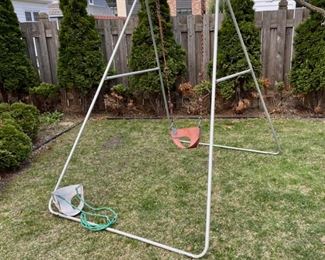 CLEARANCE!  $6.00 NOW, WAS  $30.00...............Toddler Swing with extra swing (B541)