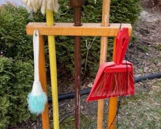 $25.00........................Childs Play Cleaning Kit (B552)
