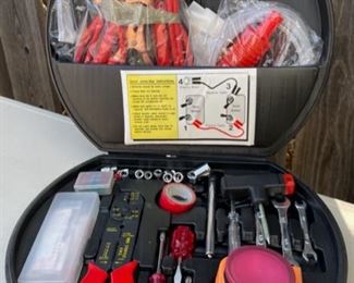 HALF OFF !  $10.00 NOW, WAS  $20.00..............Jumper Cables and more emergency kit (B586)