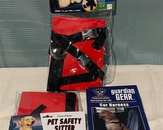 HALF OFF !  $8.00 NOW, WAS  $16.00.......................3 new Pet Car Harnesses (B628)