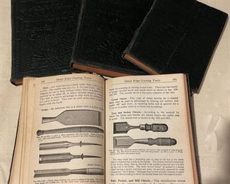 $24.00.................4 Vintage 1945 Audels Carpenter Builders Guide Carpenter Books (B649)
