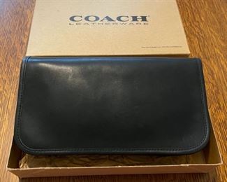 $50.00...................Coach Purse like new, original box (B793)