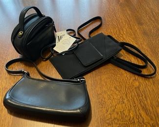$16.00..................Travel Bags and Small Purse (B783)