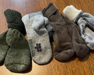 $16.00..................Wool Socks (B772)