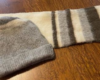 CLEARANCE !  $6.00 NOW, WAS  $20.00...................Hilda Ltd Wool Hat and Scarf Made in Iceland (B768)