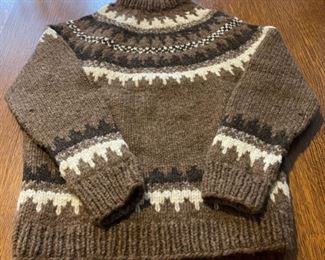 HALF OFF!  $22.50 NOW, WAS  $45.00.........Hand Knit Wool Sweater made in Scotland no size listed (B757)