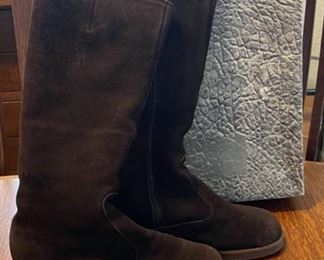 HALF OFF !  $12.50 NOW, WAS  $25.00..............Brown Boots made in England size 8.5 (B823)