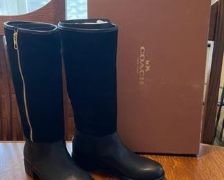 $100.00.....................Coach Boots Bailey Safir LTH/SHRING Black size 8.5 (B813)