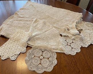 $20.00...................Linens (B801)