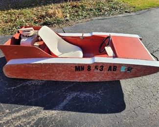 Single person boats ( runs)