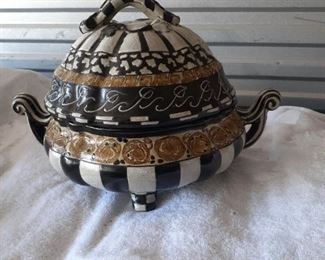 NEW PRICE $20.00  LOT 36  Large decorative  covered tureen  oa 14" wide