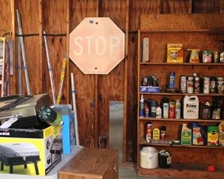 CHAR-BROIL PORTABLE GAS GRILL AND MISC SUPPLIES