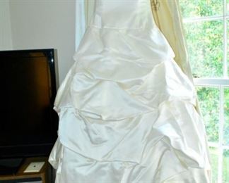 Ann Barge Wedding Dress, Size 8