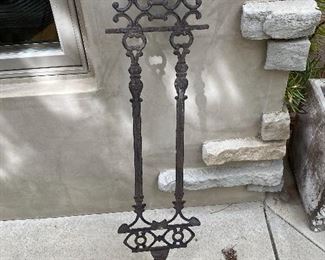 More iron wall decor