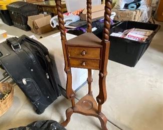 Tri leg hand made end table