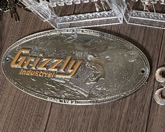 Grizzly industries medal plaque 
