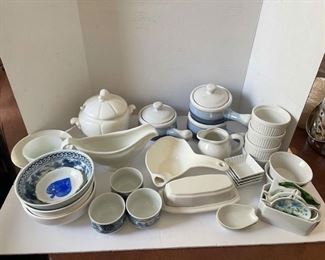 This lot includes ramekins, gravy boat, sauce dishes & more! All in shades of blue and white.

https://ctbids.com/#!/individualEstateSales/316/9887